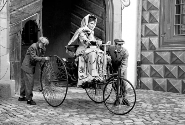 Bertha Benz - pioneira no setor automotivo