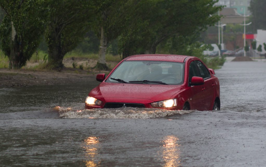 Motor submerso com calço hidraulico